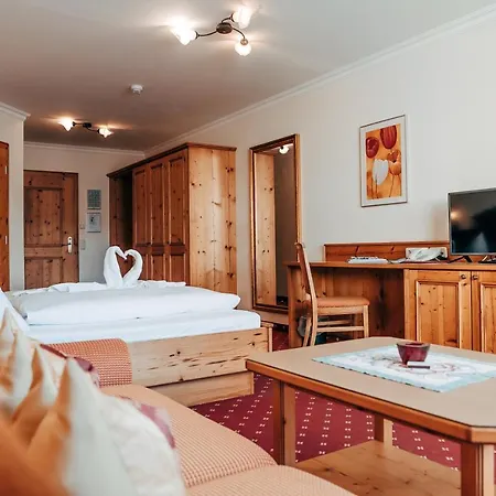 Post Post - Alpine Boutique & Bad Hofgastein