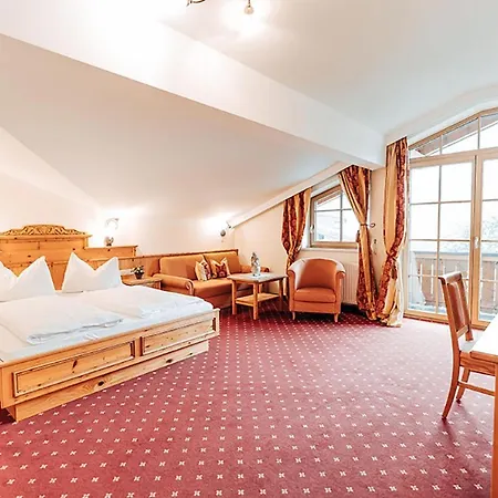 Hotell Post Post Hotel - Alpine Boutique Hotel & Spa 4*