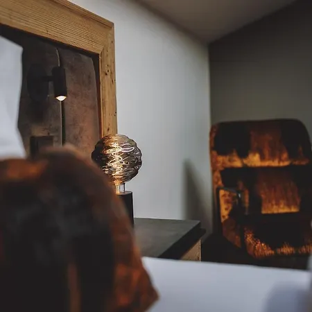 Post Post - Alpine Boutique &