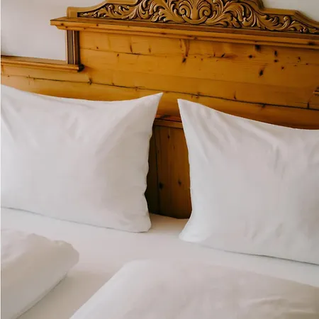Post Post - Alpine Boutique & Hotel 4*