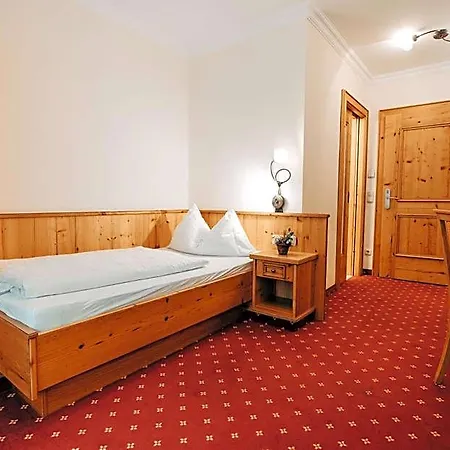 Otel Post Post - Alpine Boutique & 4*