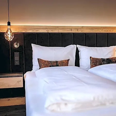 Post Post Hotel - Alpine Boutique Hotel & Spa Hotel