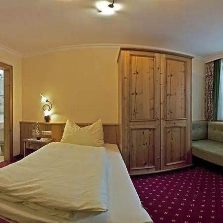 Hotell Post Post Hotel - Alpine Boutique Hotel & Spa 4*