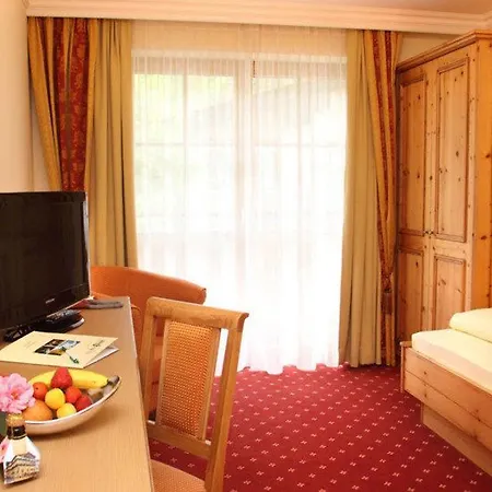Post Post - Alpine Boutique & Otel